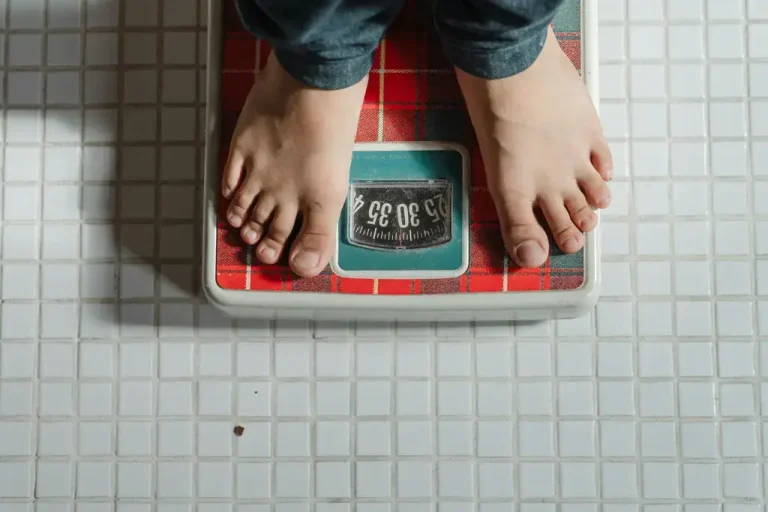 Frequency of weighing for weight loss