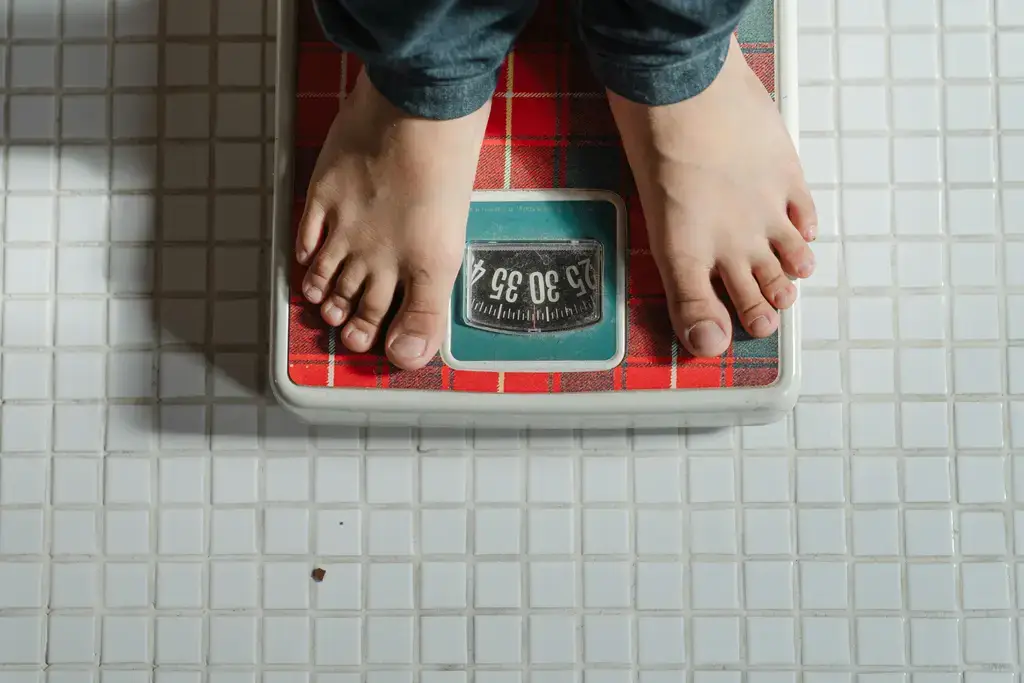 Frequency of weighing for weight loss